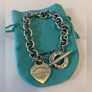 Tiffany & Co. Sterling Silver 8" Heart Tag Charm Toggle Bracelet